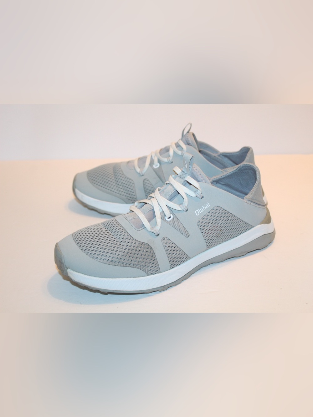 Olukai Huia Womenβs Slip On Shoes Size 10